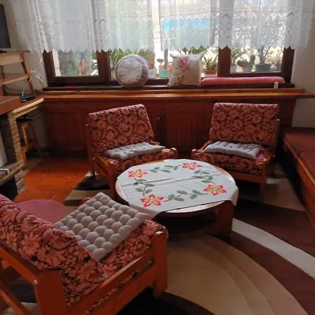 Holiday home Генералската Къща Sinemoretz